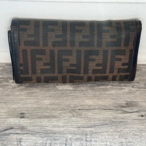 Vintage Fendi TriFold Diamond Print Wallet